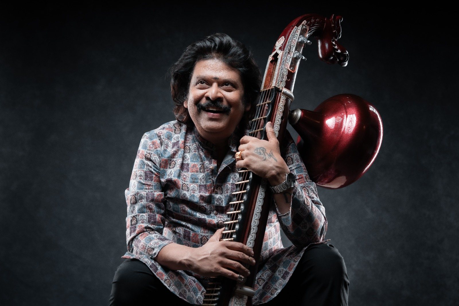 Sri. Rajhesh Vaidhya performing on the veena